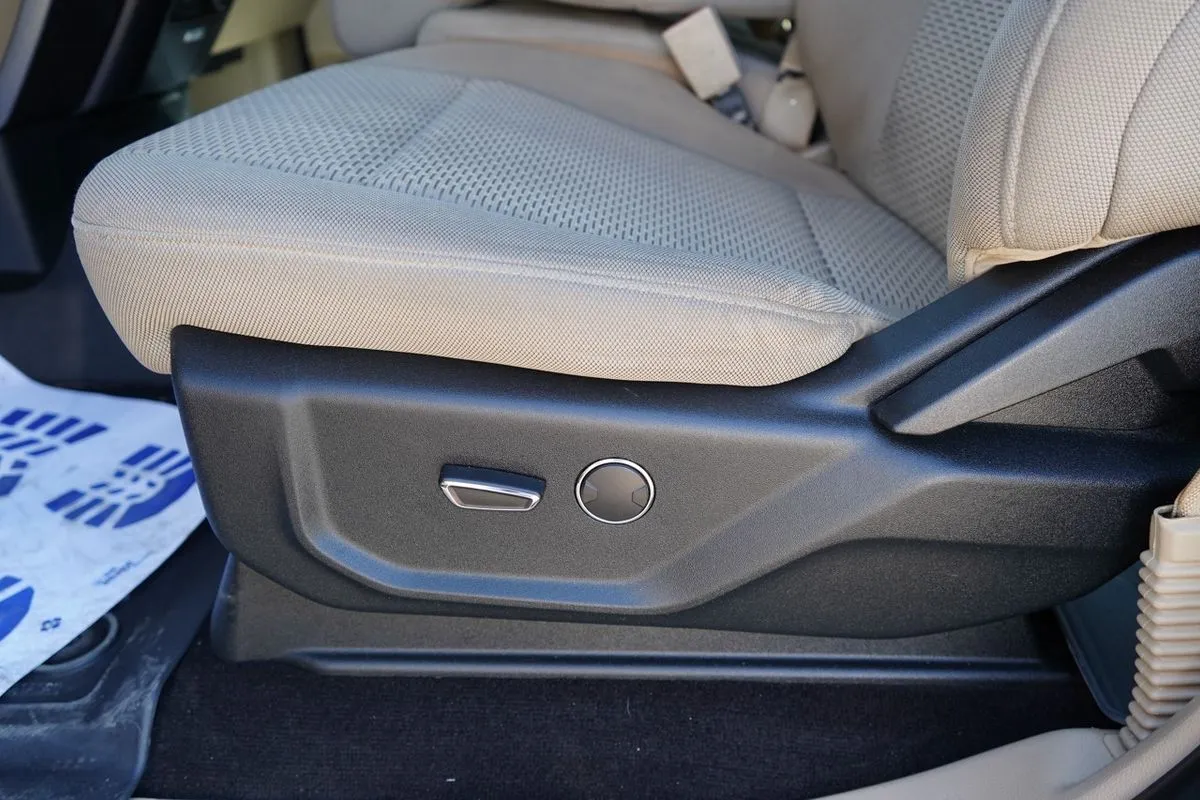 Ford F-150 photo 21