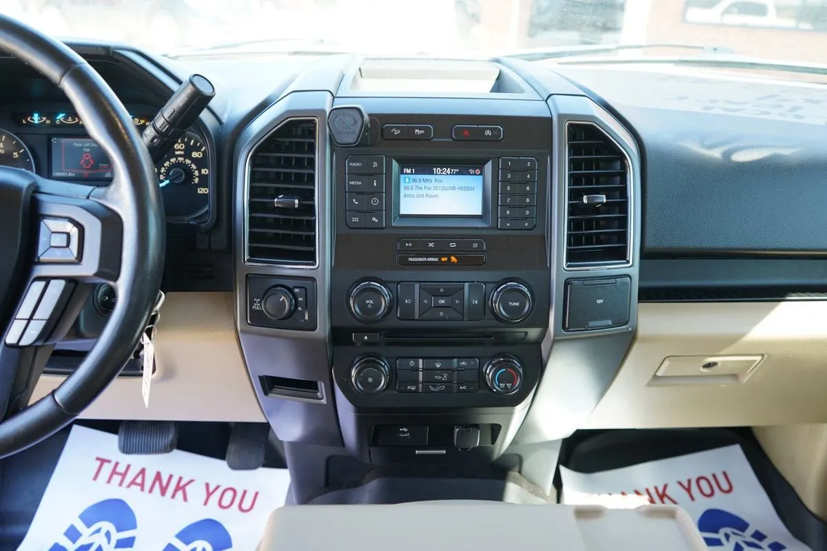 Ford F-150 photo 19