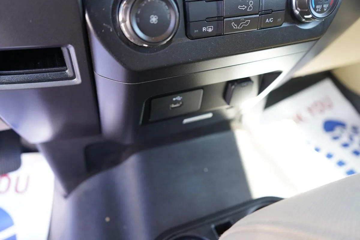 Ford F-150 photo 33