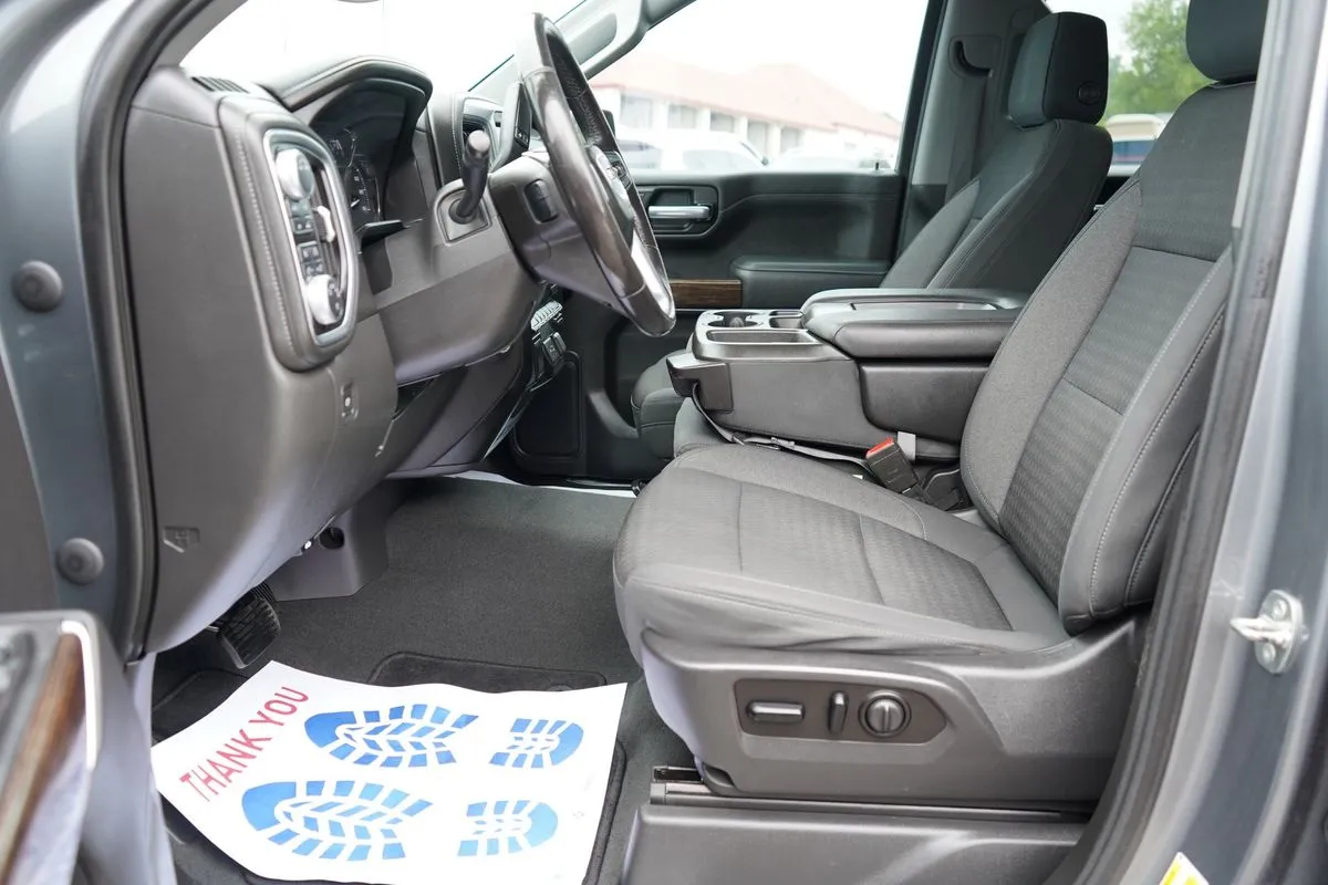 GMC Sierra photo 22