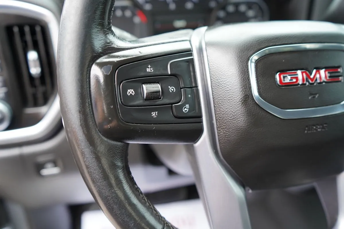GMC Sierra photo 24