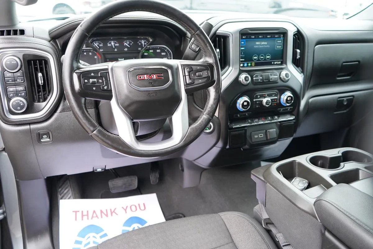 GMC Sierra photo 15