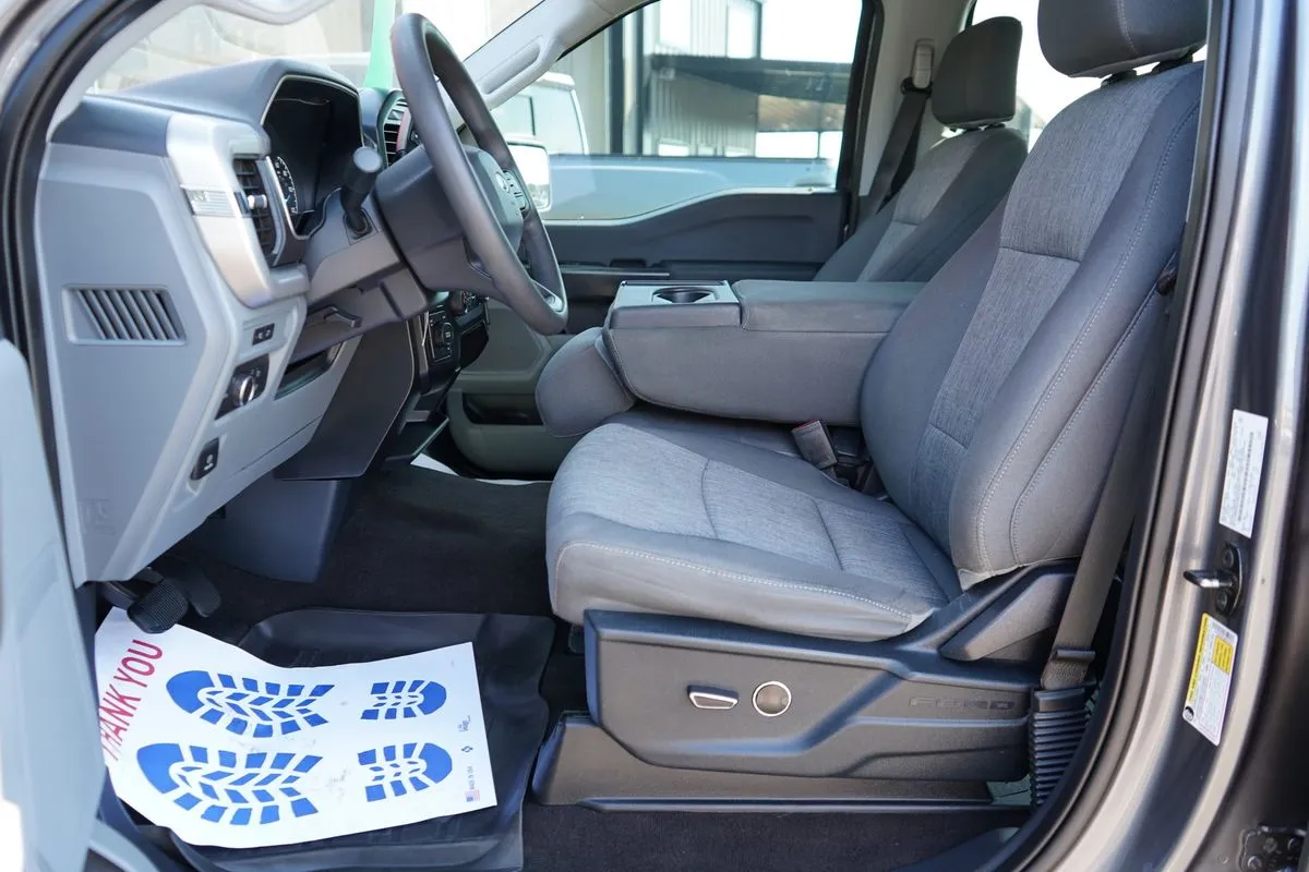 Ford F-150 photo 21