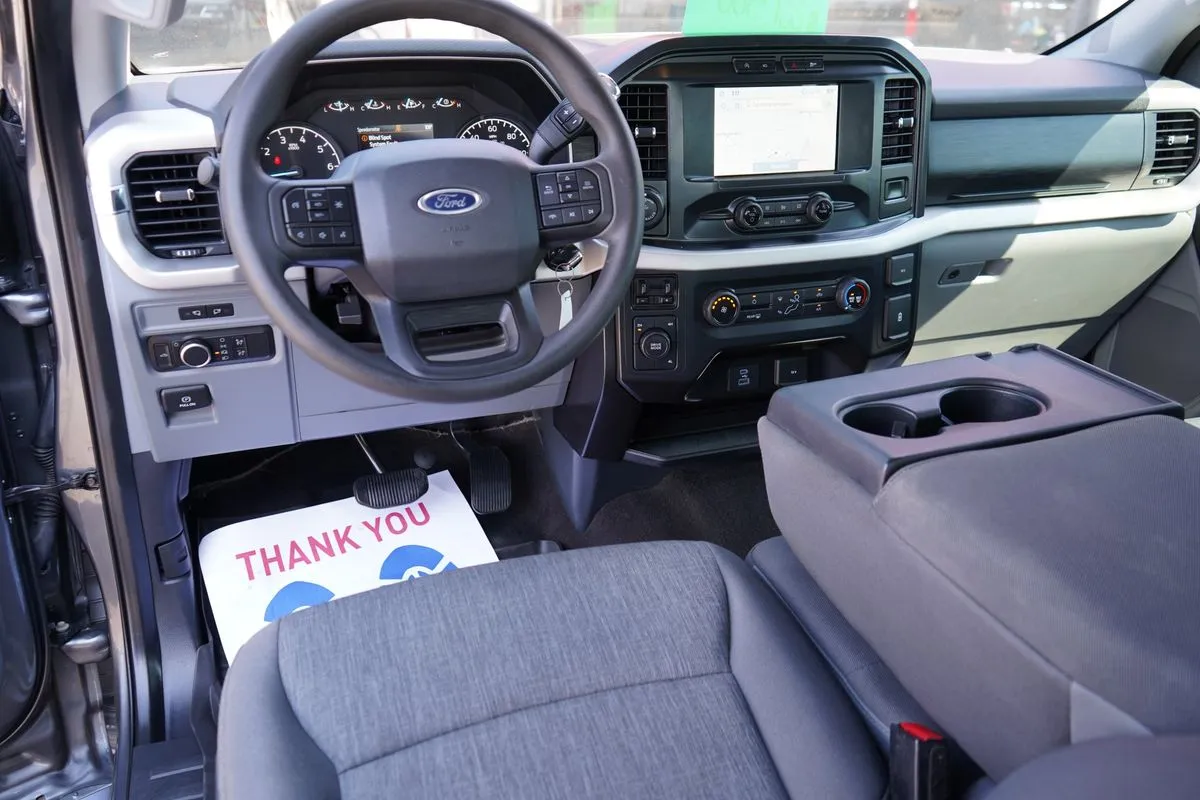 Ford F-150 photo 17