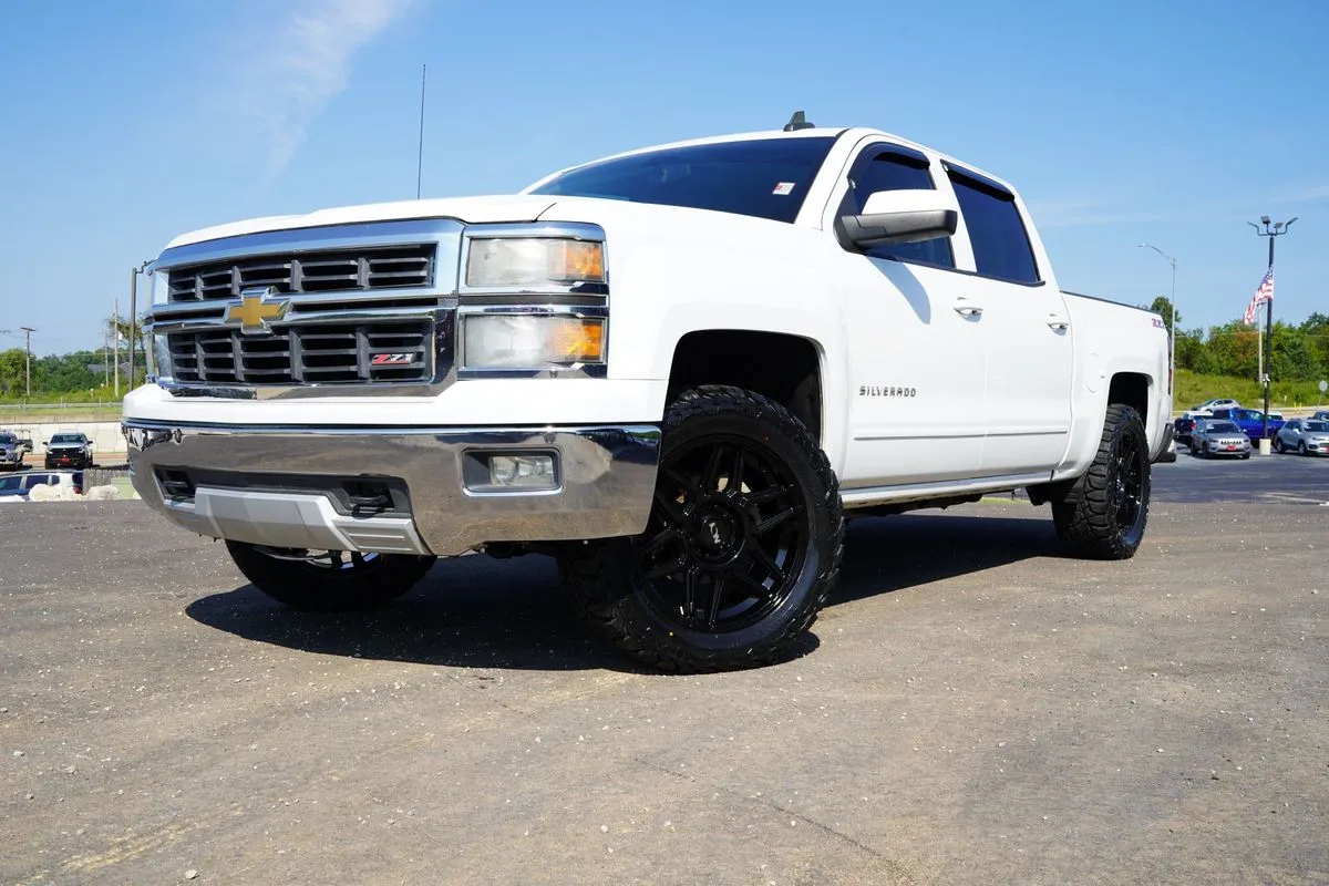 White 2015 Chevrolet Silverado 1500 LT for sale in West Plains, MO