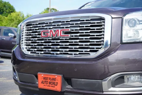 Another view of 2018 GMC Yukon XL SLE for sale in West Plains, MO at West Plains Auto World