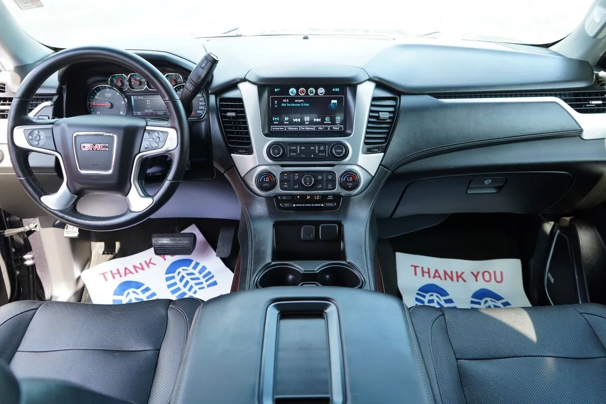 GMC Yukon XL photo 17