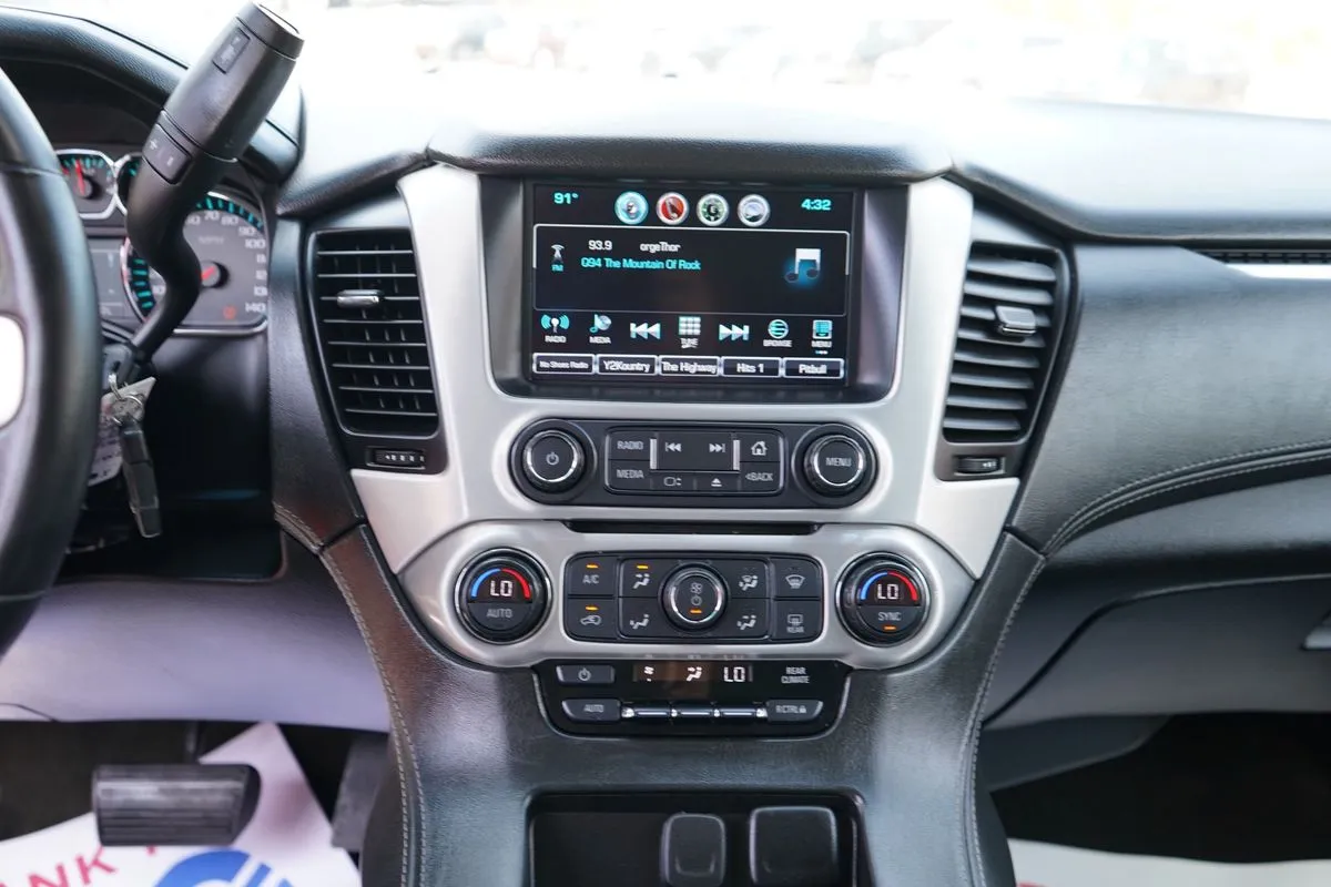 GMC Yukon XL photo 22