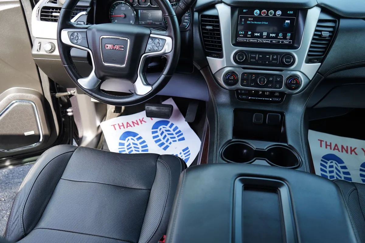 GMC Yukon XL photo 20