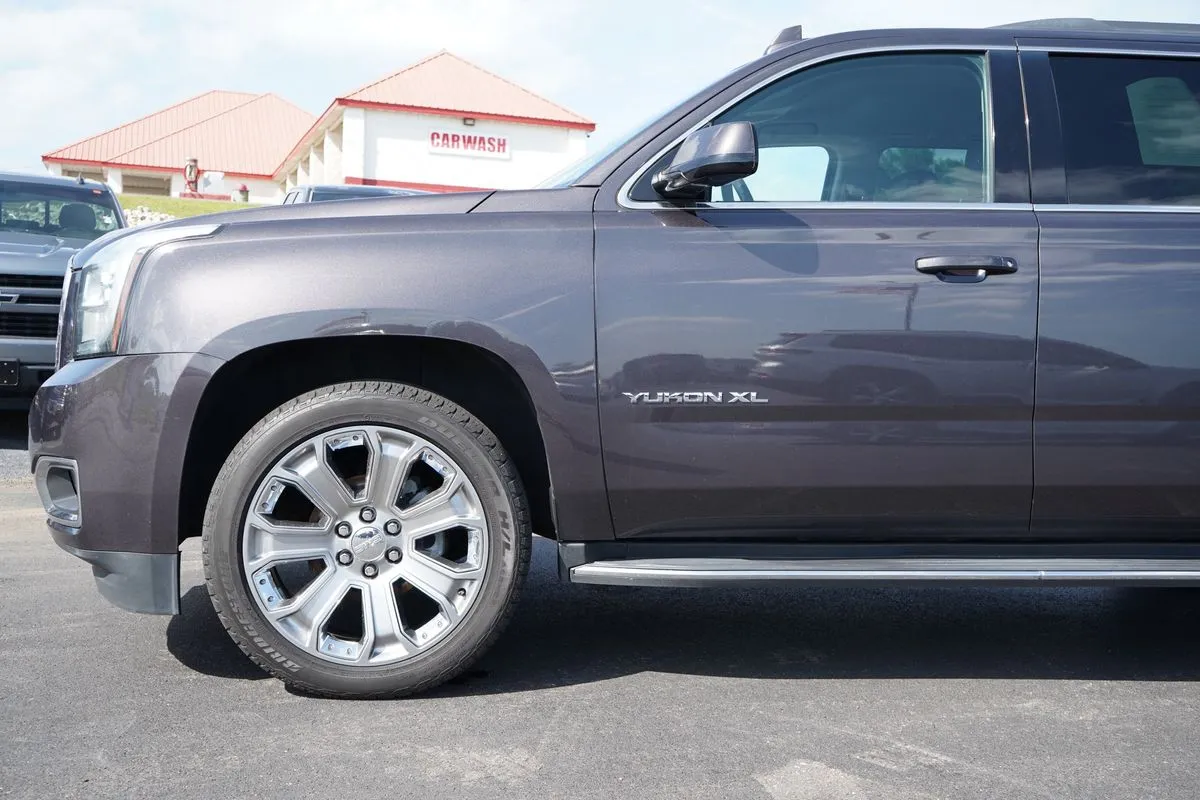 GMC Yukon XL photo 6
