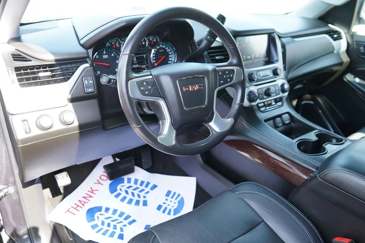 GMC Yukon XL photo 27