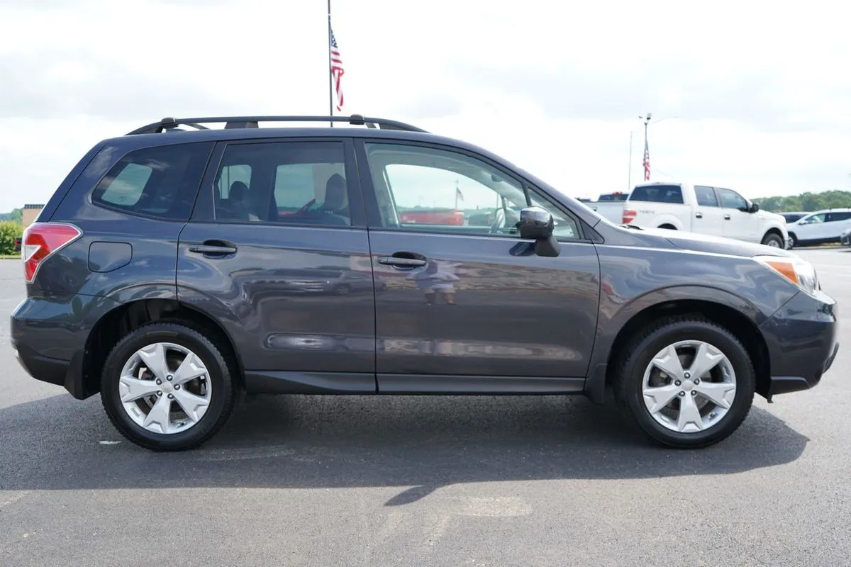 Subaru Forester photo 10