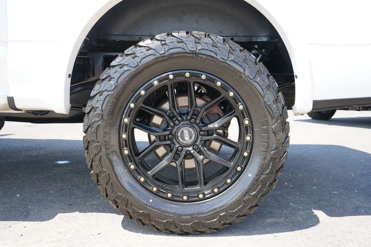 Ford F-150 photo 18