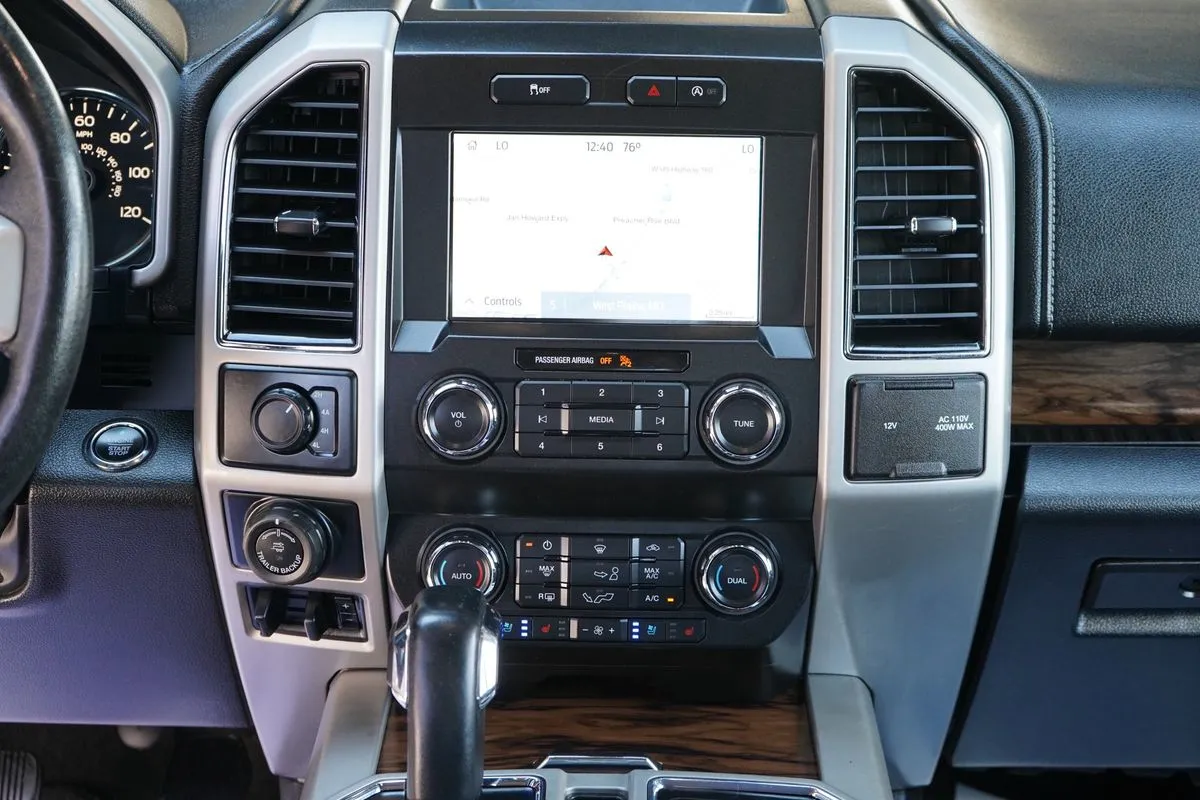 Ford F-150 photo 25