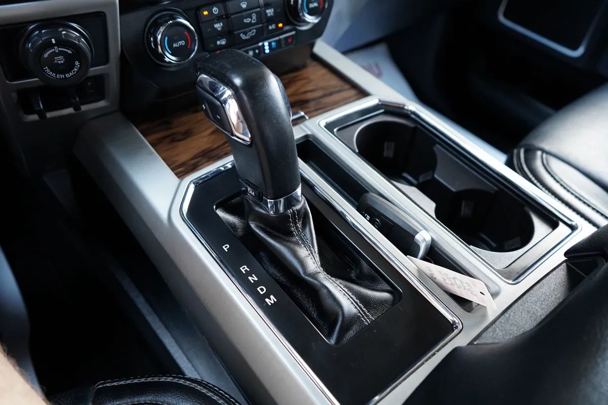 Ford F-150 photo 37