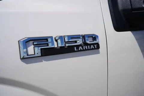 More photos of 2019 Ford F-150 LARIAT at West Plains Auto World, MO