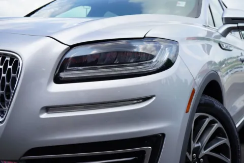 More photos of 2019 Lincoln Nautilus Reserve at West Plains Auto World, MO