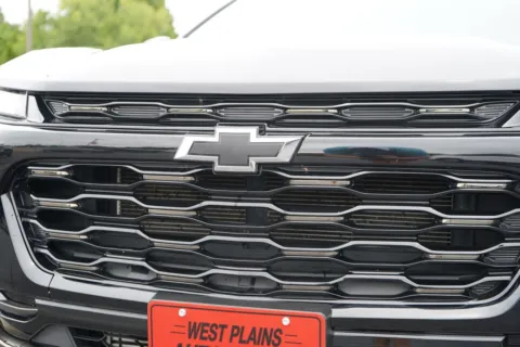 More photos of 2025 Chevrolet Trax FWD ACTIV at West Plains Auto World, MO