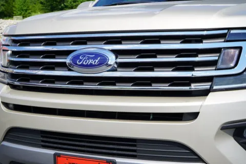 Another view of 2018 Ford Expedition XLT for sale in West Plains, MO at West Plains Auto World