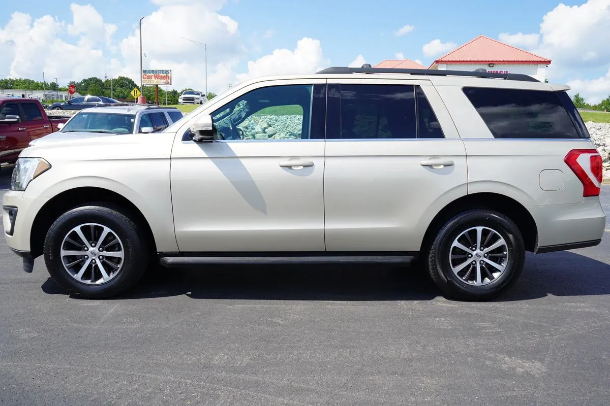 Ford Expedition photo 6
