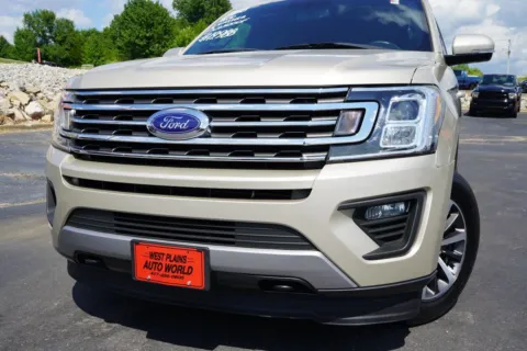 Photos of 2018 Ford Expedition XLT for sale in West Plains, MO at West Plains Auto World