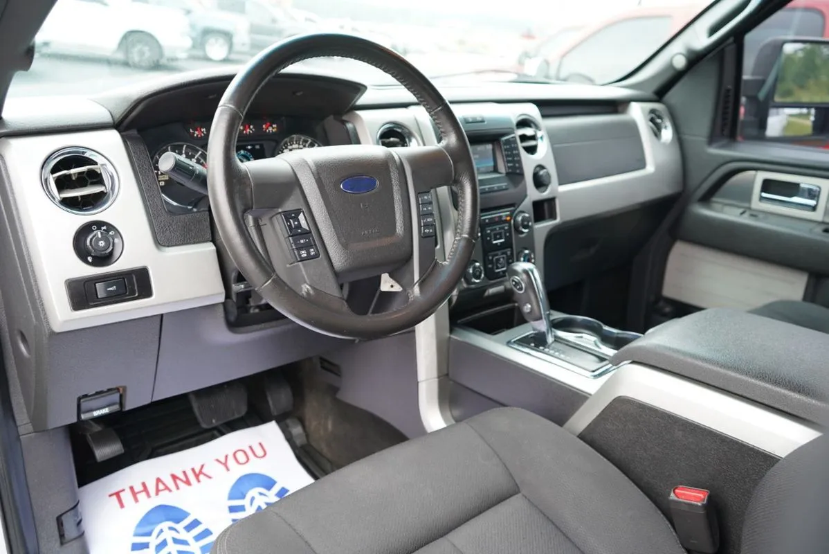 Ford F-150 photo 22