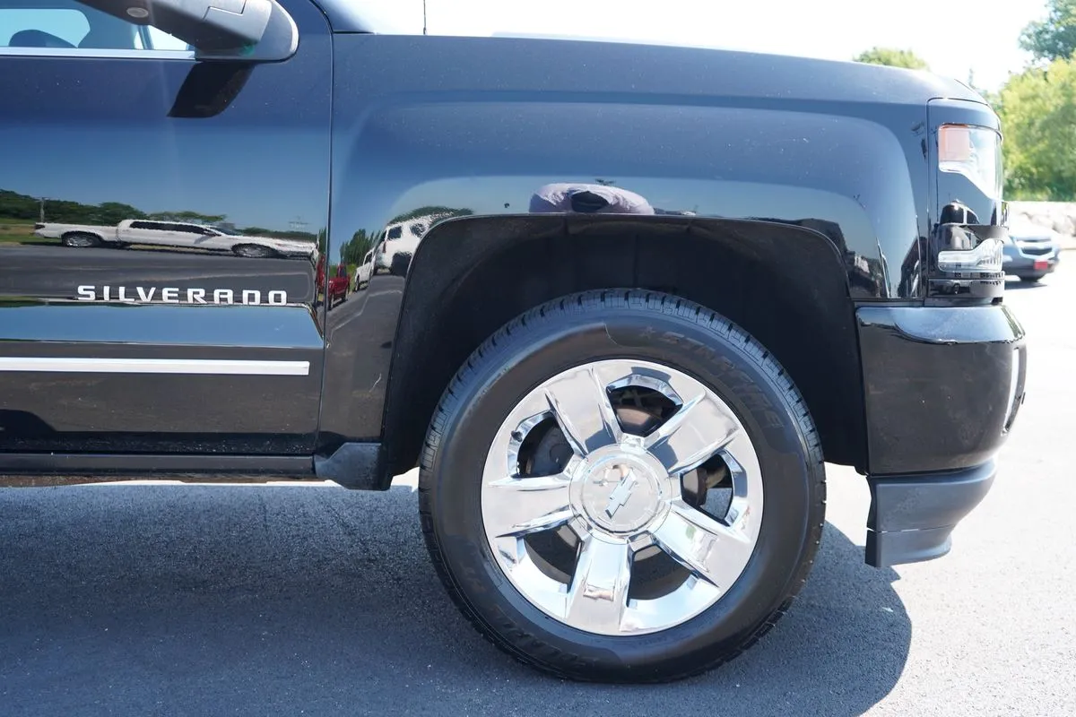 Chevrolet Silverado photo 13