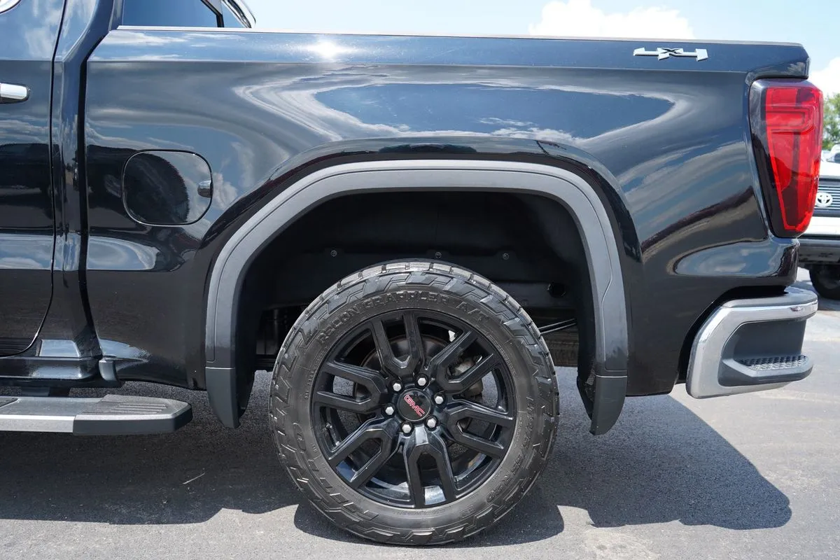 GMC Sierra photo 8