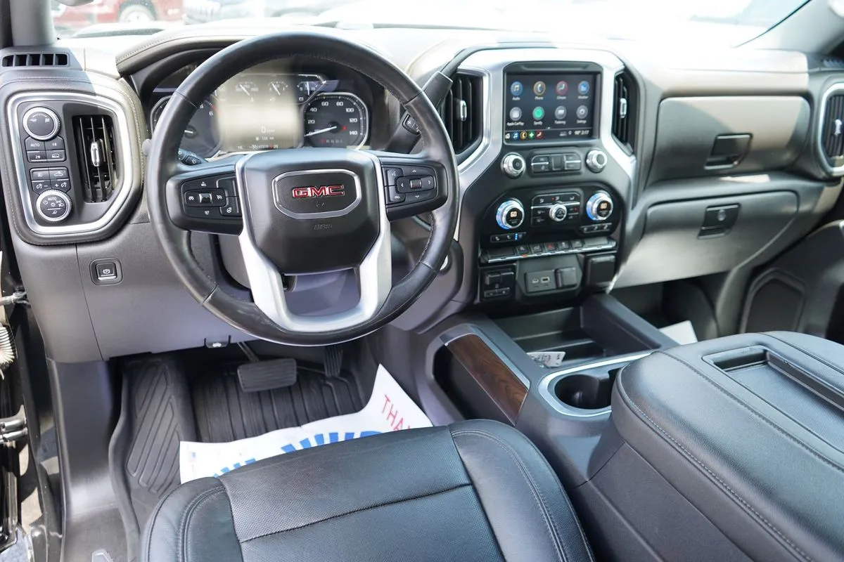 GMC Sierra photo 17
