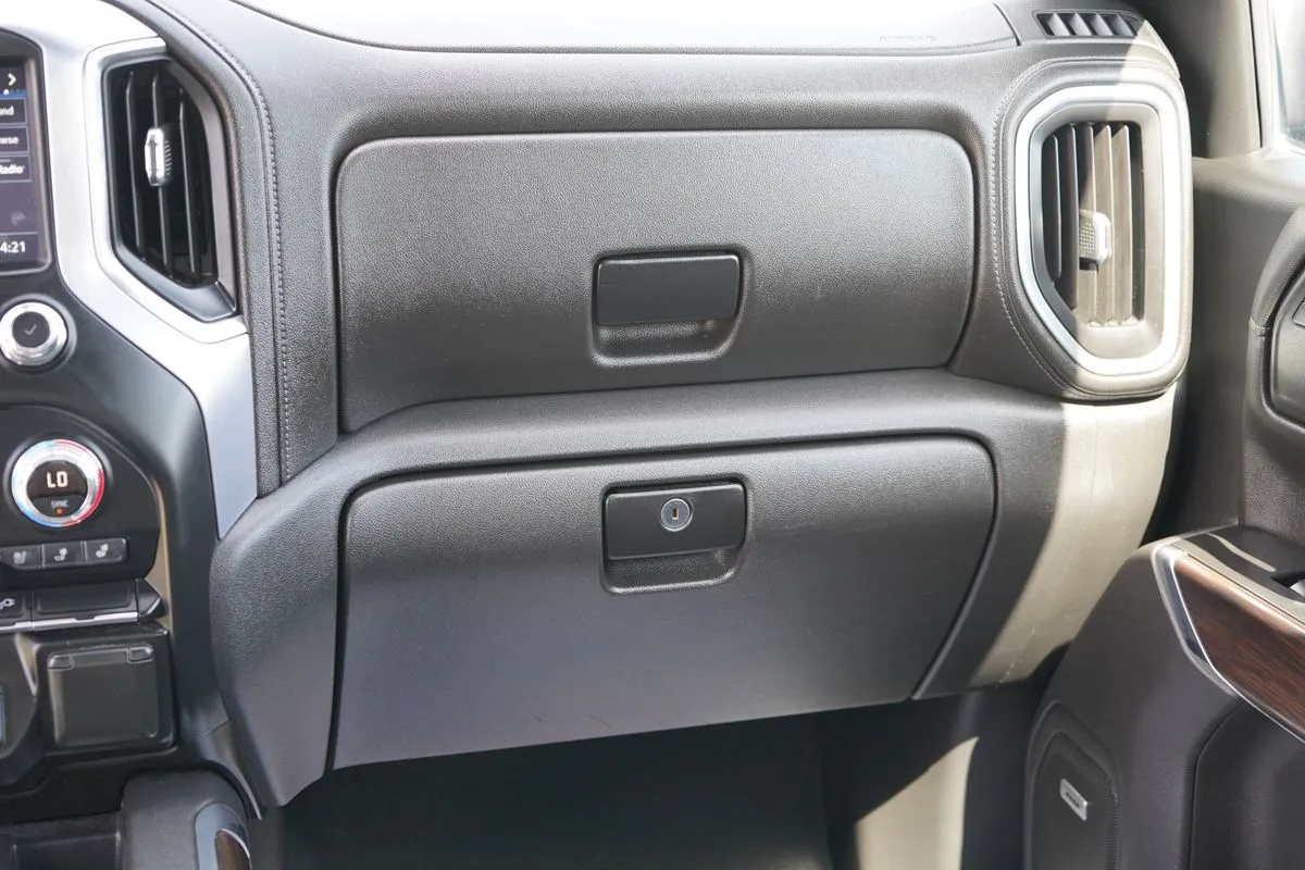 GMC Sierra photo 36