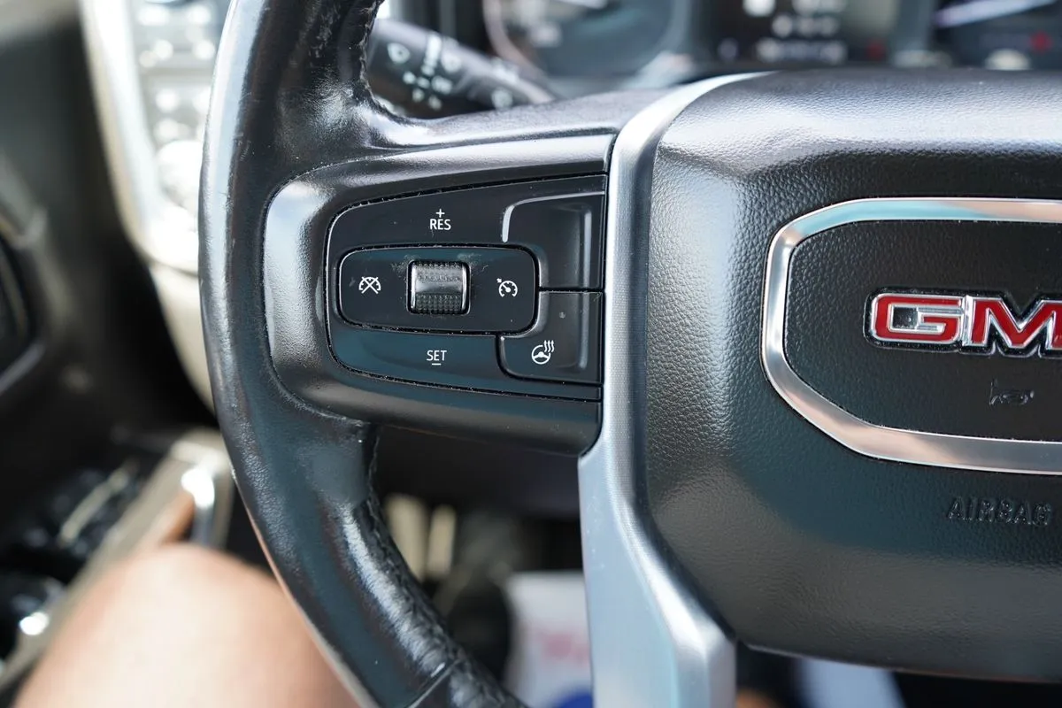 GMC Sierra photo 46