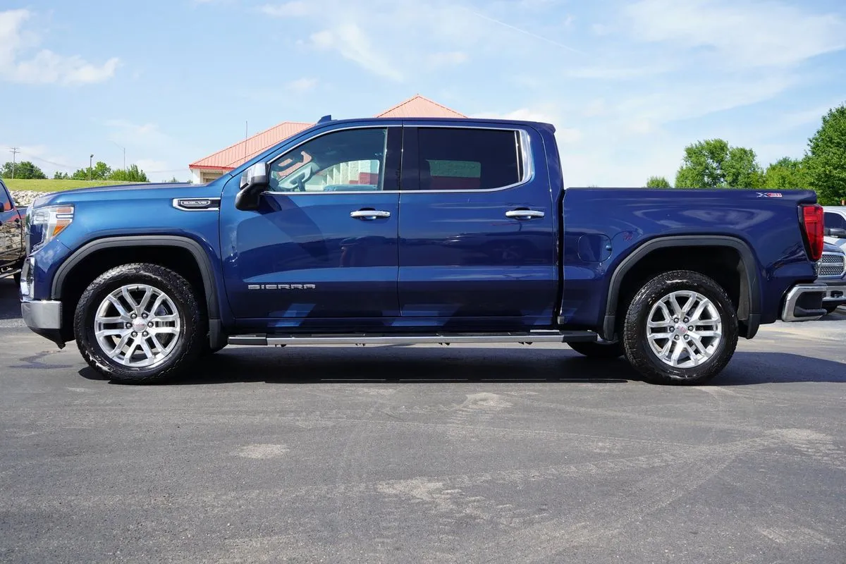 GMC Sierra photo 8