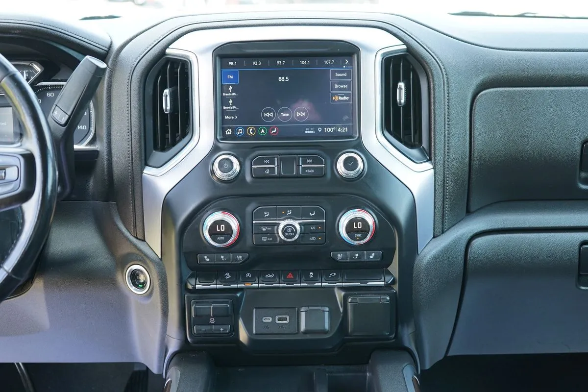 GMC Sierra photo 28