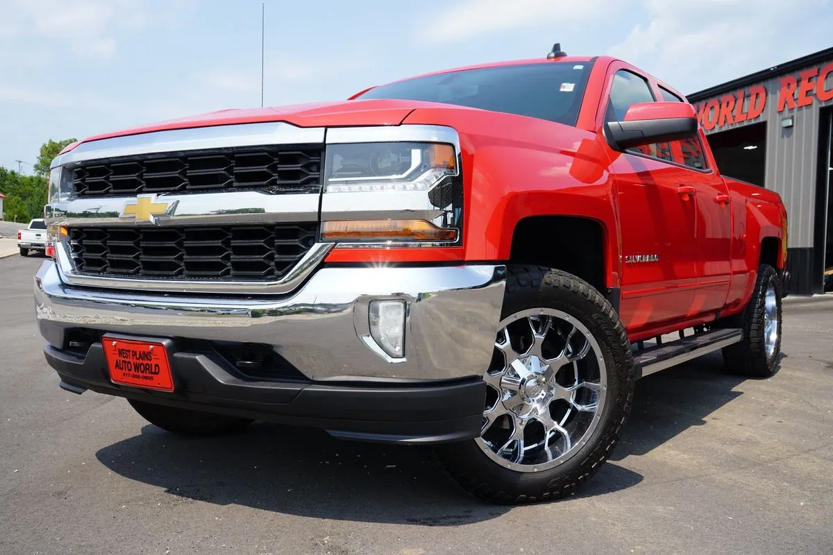 Red 2017 Chevrolet Silverado 1500 LT for sale in West Plains, MO