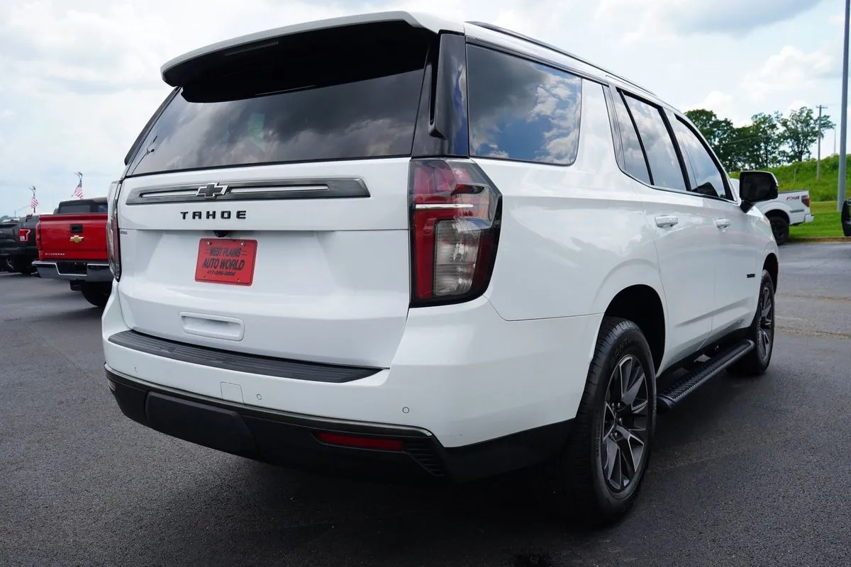 Chevrolet Tahoe photo 11