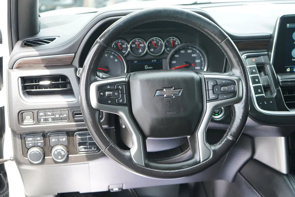 Chevrolet Tahoe photo 18