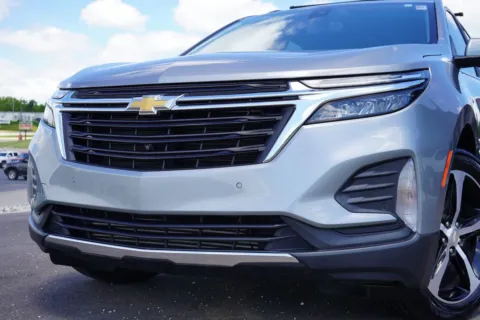 Another view of 2023 Chevrolet Equinox FWD LT for sale in West Plains, MO at West Plains Auto World