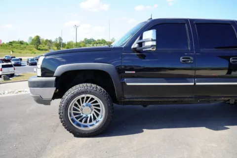 More photos of 2003 Chevrolet Silverado 2500 HD LT at West Plains Auto World, MO