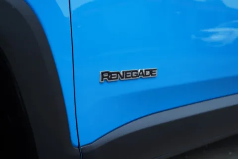 More photos of 2015 Jeep Renegade Latitude at West Plains Auto World, MO