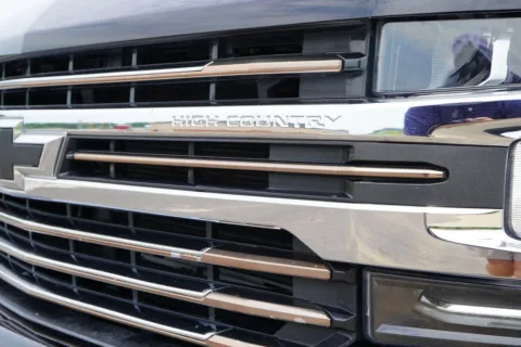 More photos of 2022 Chevrolet Silverado 1500 LTD 4WD Crew Cab Short Bed High Country at West Plains Auto World, MO