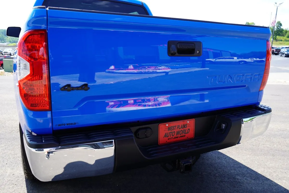 Toyota Tundra photo 10