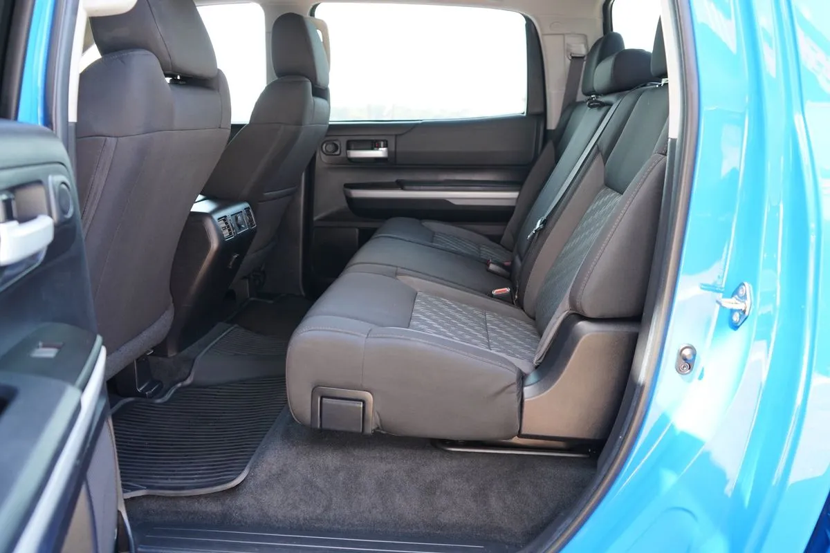 Toyota Tundra photo 39