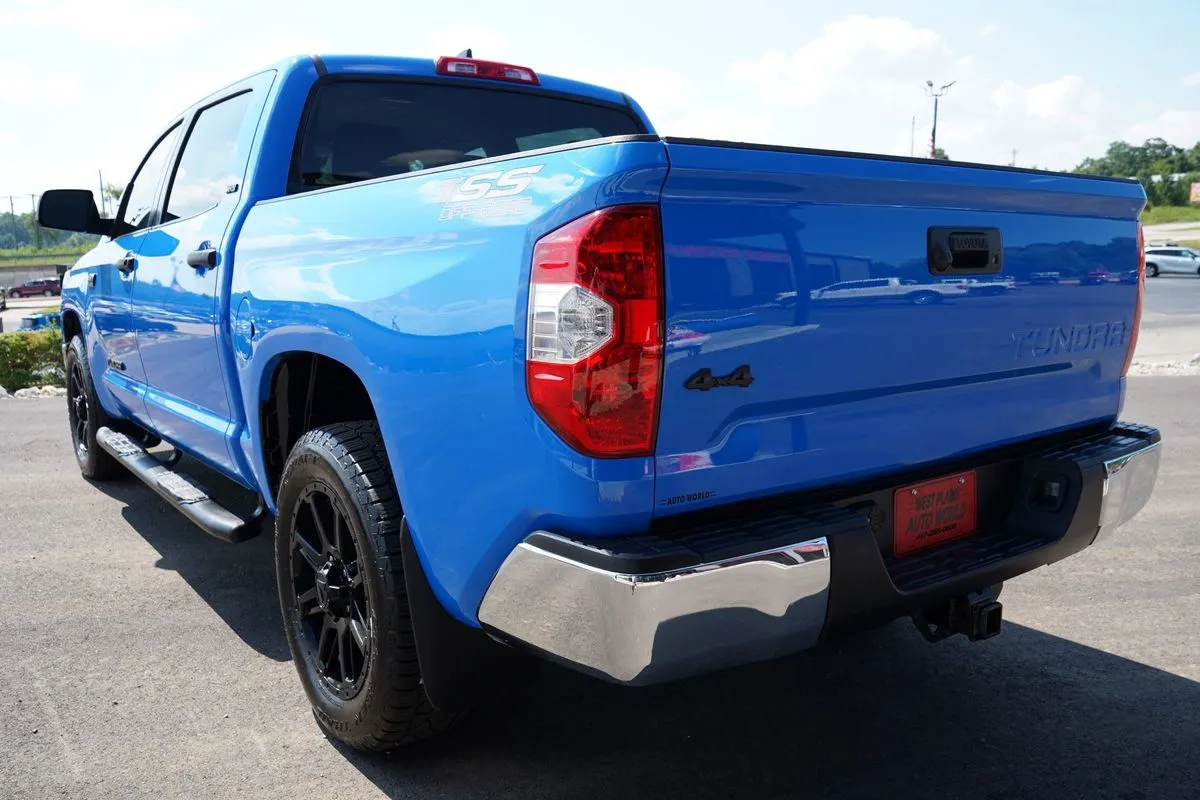 Toyota Tundra photo 9