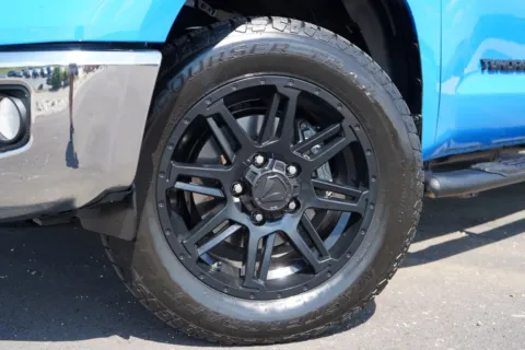 Photos of 2020 Toyota Tundra SR5 for sale in West Plains, MO at West Plains Auto World