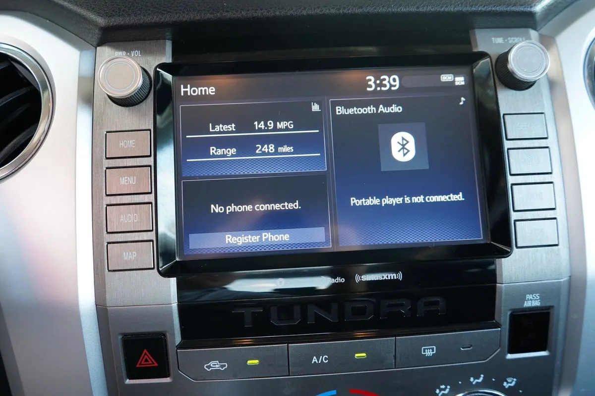 Toyota Tundra photo 26