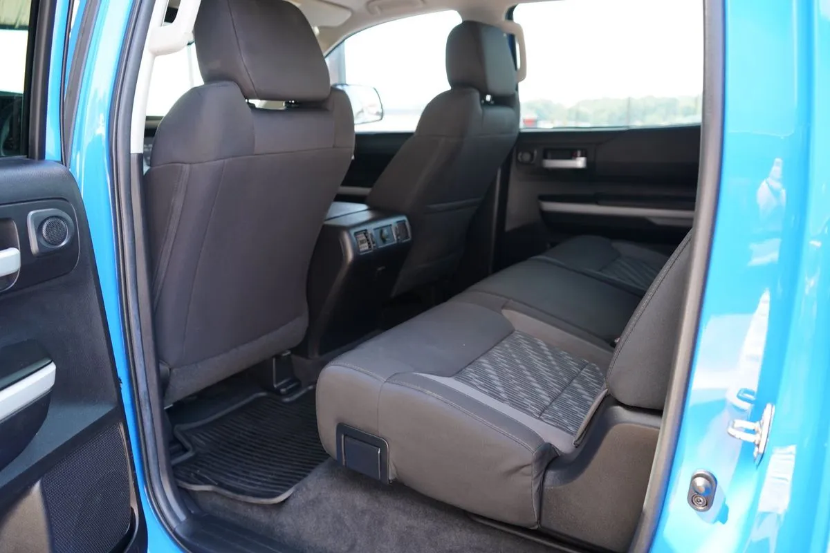 Toyota Tundra photo 41