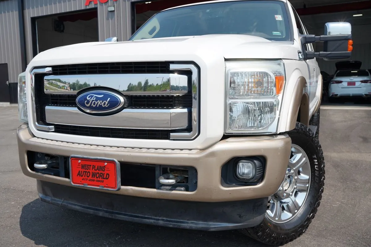 Ford F-350 photo 2