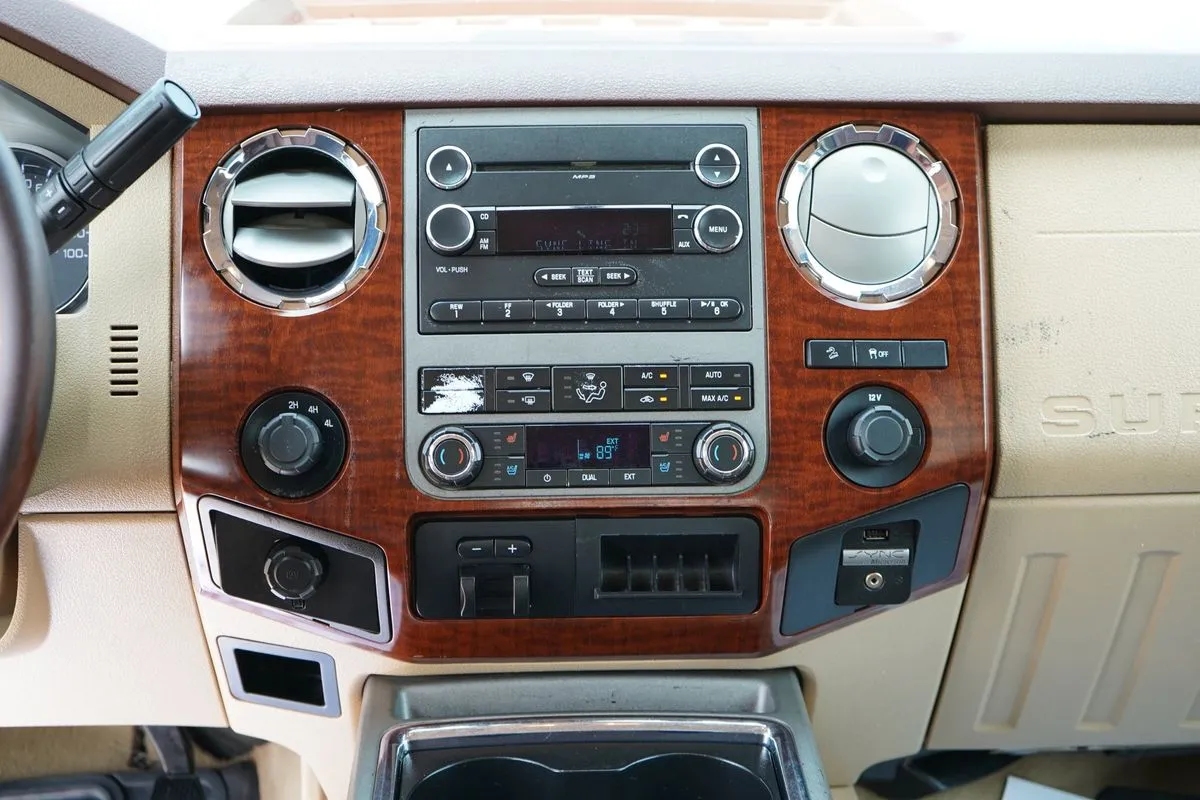 Ford F-350 photo 20