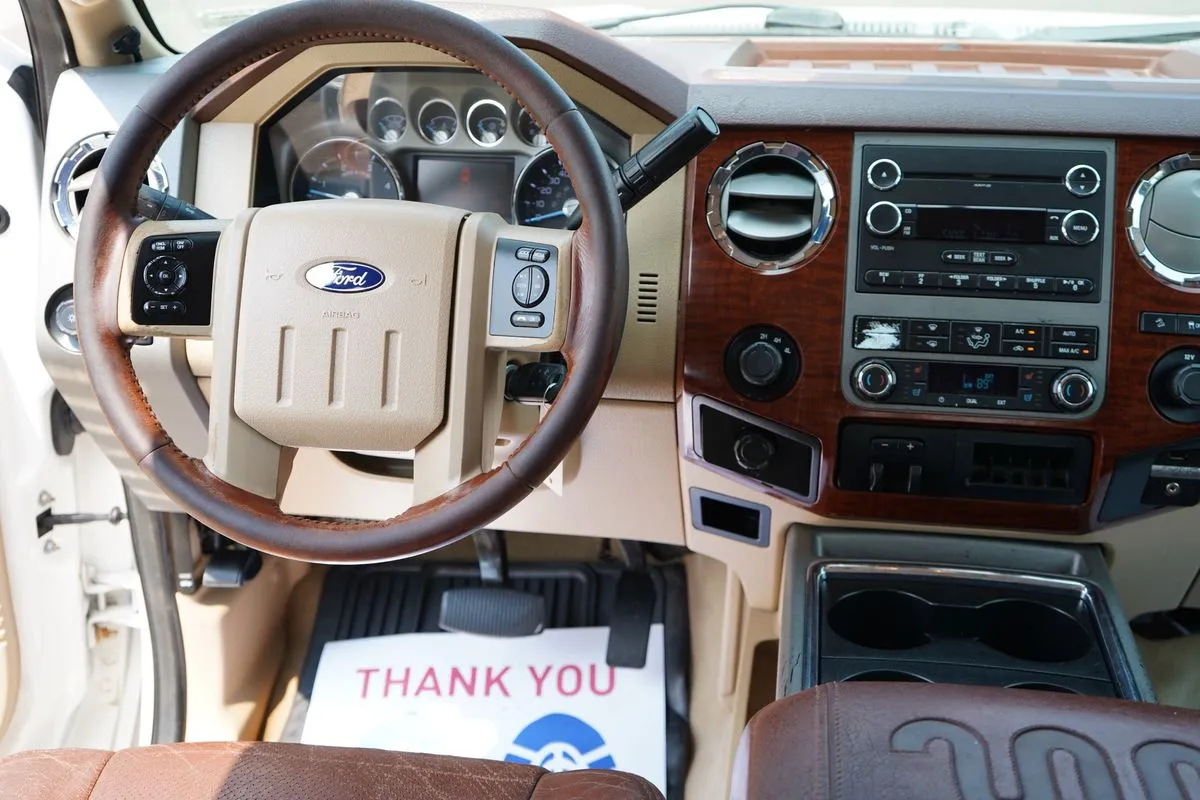 Ford F-350 photo 18