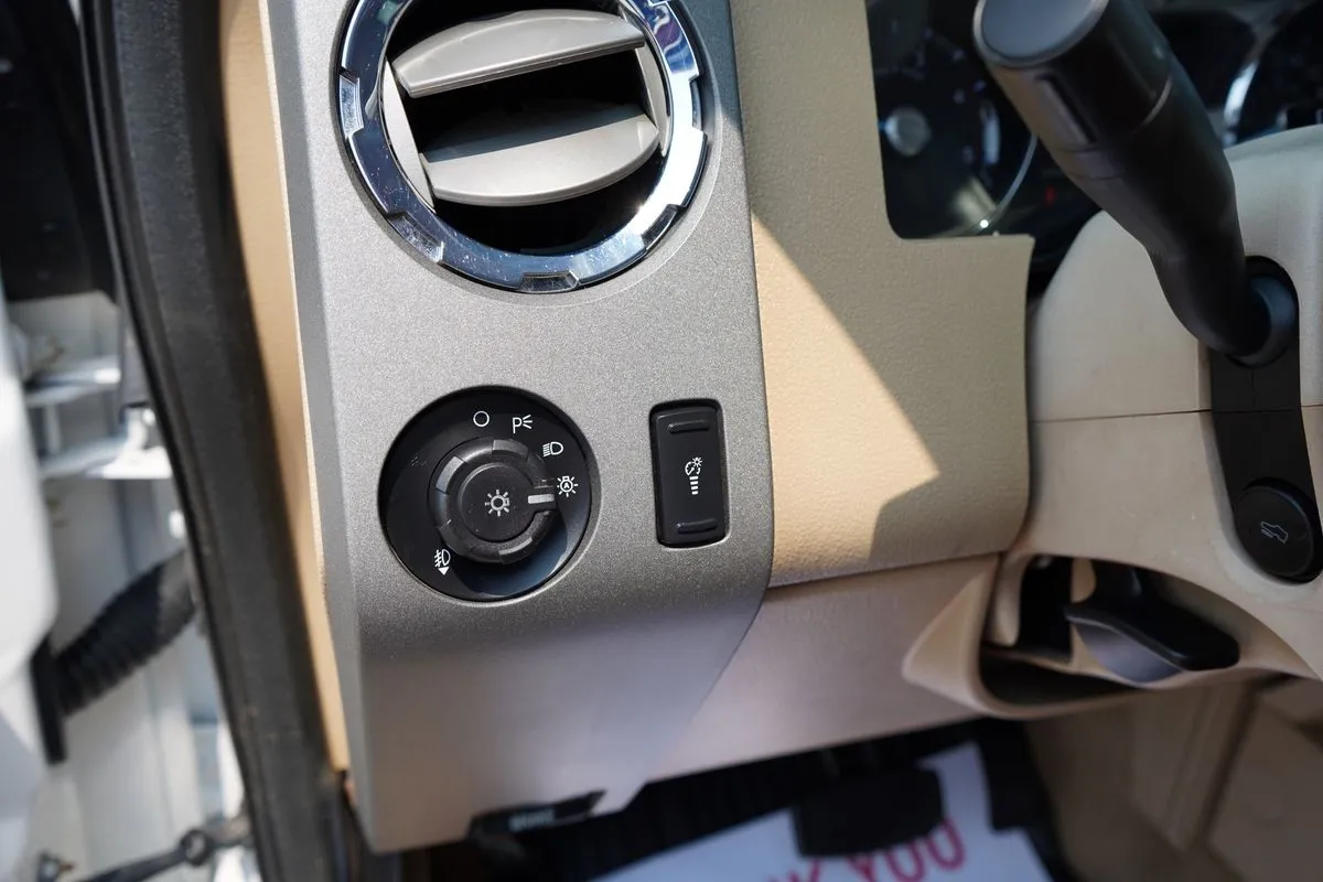 Ford F-350 photo 23
